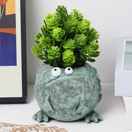 Funny Frog Resin Planter