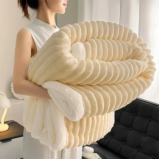 Weighted Soft Sherpa Fleece Blanket